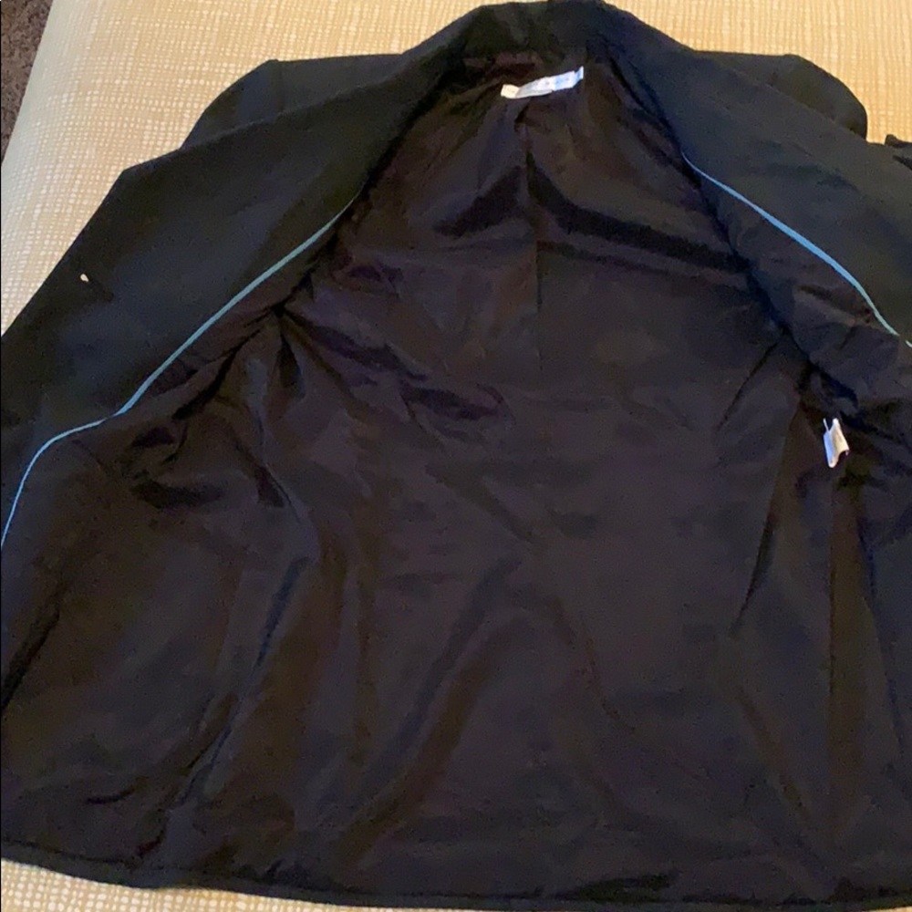 Gray Jacket - Picture 4 of 4